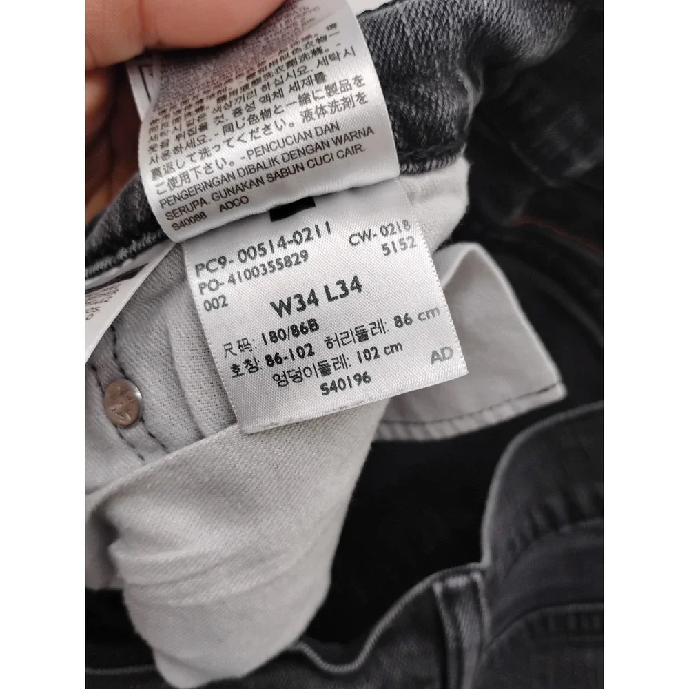 Levi's 514 Straight Fit Jeans Mens 34x34 Cotton Black Solid ( Measures 32x32)